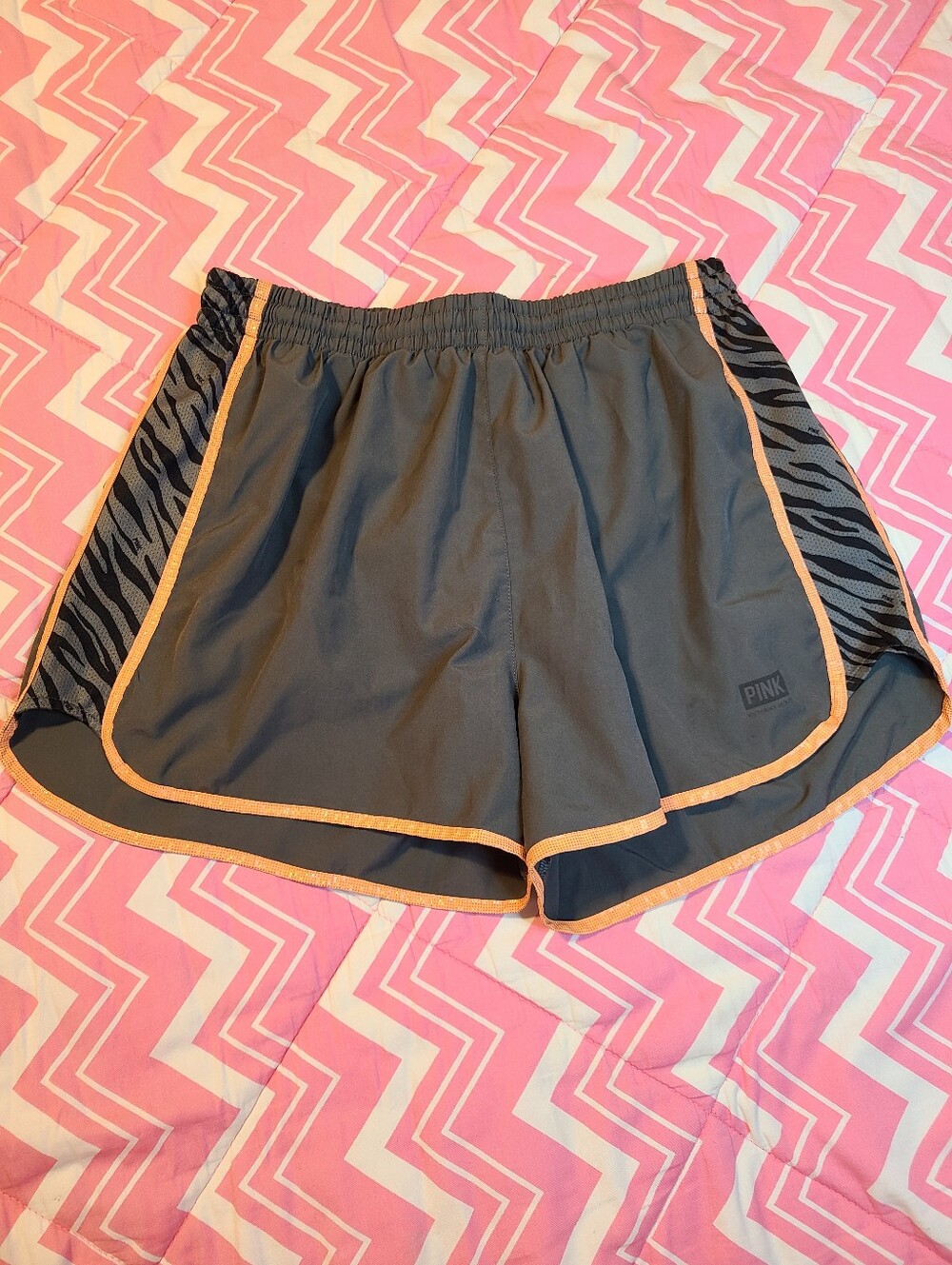 Retired Y2K VS PINK Tiger Mesh Stripe Lined Running Shorts Size M